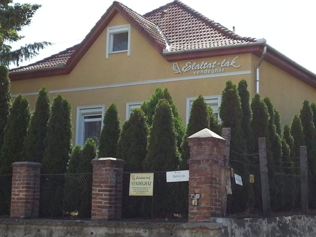 Elaltat-lak Gästhaus