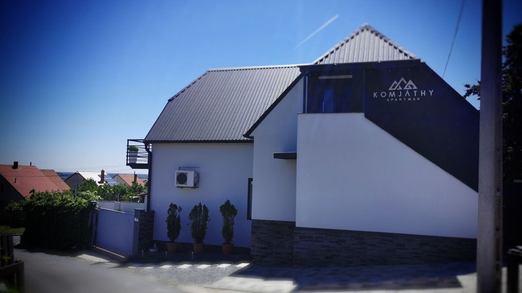Komjáthy Apartman